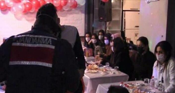 İstanbul Silivri'de villadaki yılbaşı partisine jandarma baskını