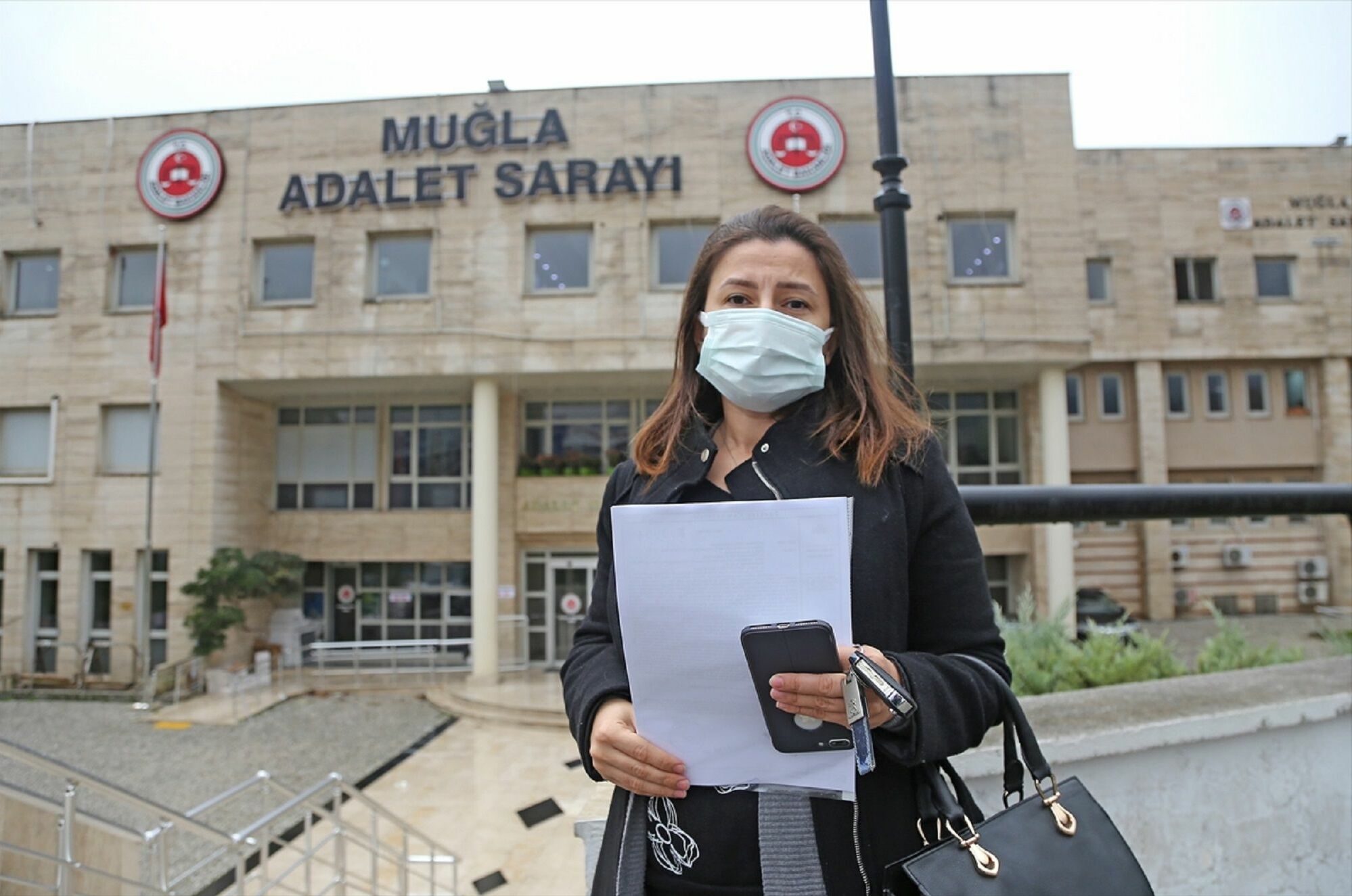  Girgin'in avukatı Pınar Alpay Tozun , adliye çıkışında açıklama yaptı.