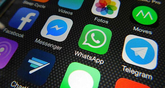  Whatsapp, Facebook Messenger, Telegram