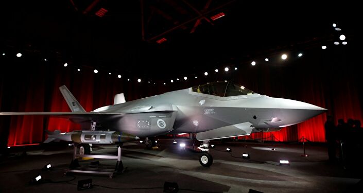 Türkiye ilk F-35 uçağını teslim aldı