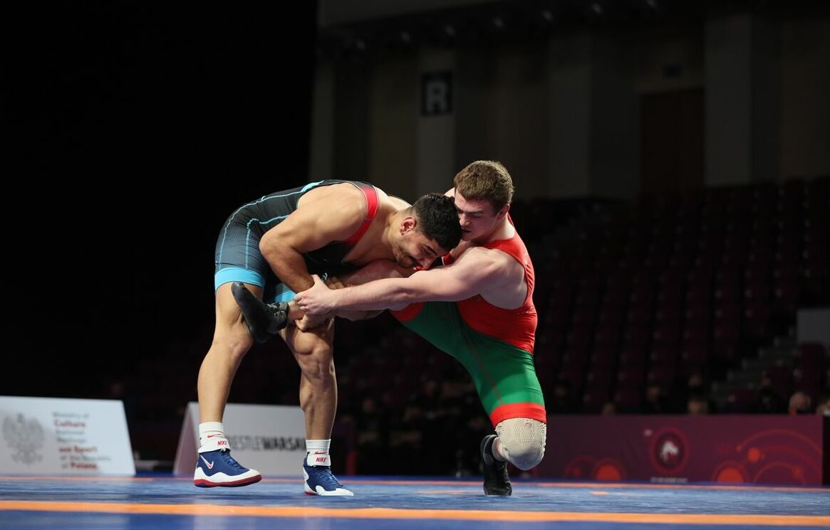 Finalde Gençlik Olimpiyatları şampiyonu Rus Sergey Kozyrev ile karşılaşan Türk güreşçi, karşılaşmayı 9-2 kazanarak kariyerine 8. Avrupa şampiyonluğunu ekledi.