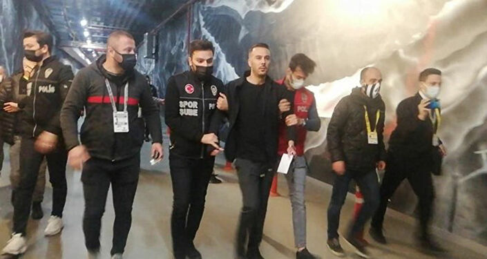 Beşiktaş oyuncusu Ghezzal'ın menajeri Hakan Korkmaz, maçın ardından gözaltına alındı