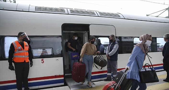 Hızlı tren - YHT seferleri – maske – yolcu - koronavirüs