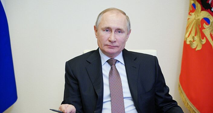 Putin, devlet başkanının iki dönem daha adaylığını koymasına yönelik yasayı imzaladı