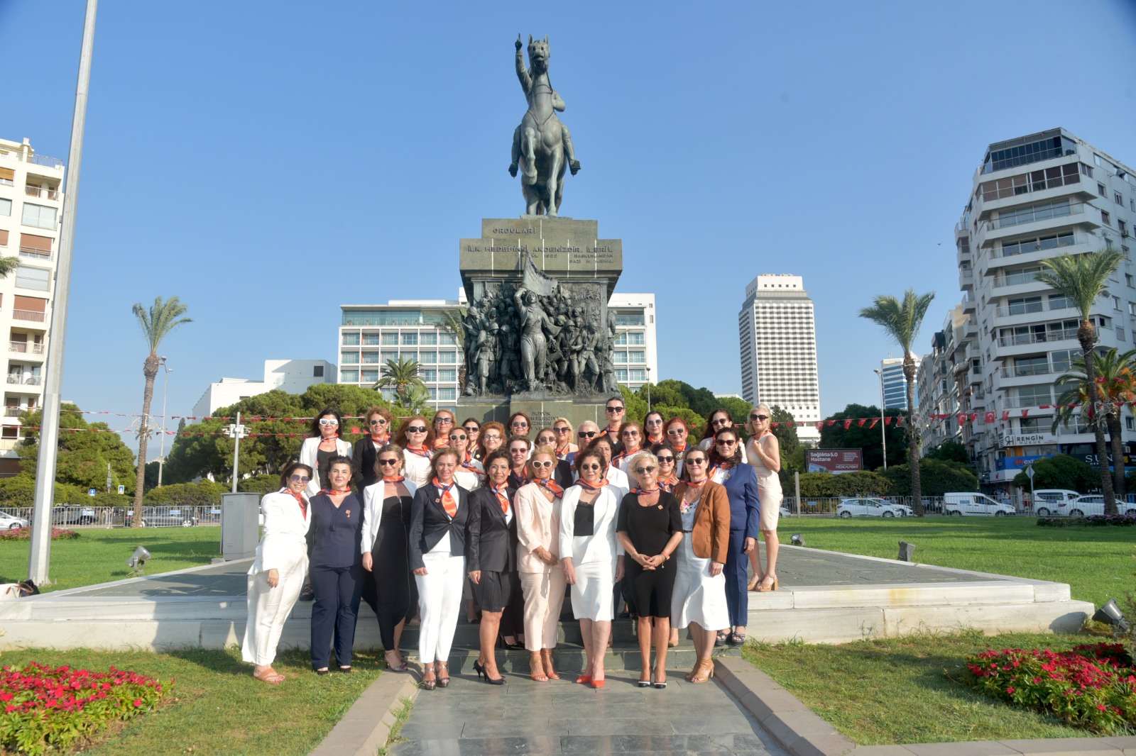 USKD, SÜRDÜRÜLEBİLİR KALKINMA İÇİN ÖNCE KADIN DİYOR