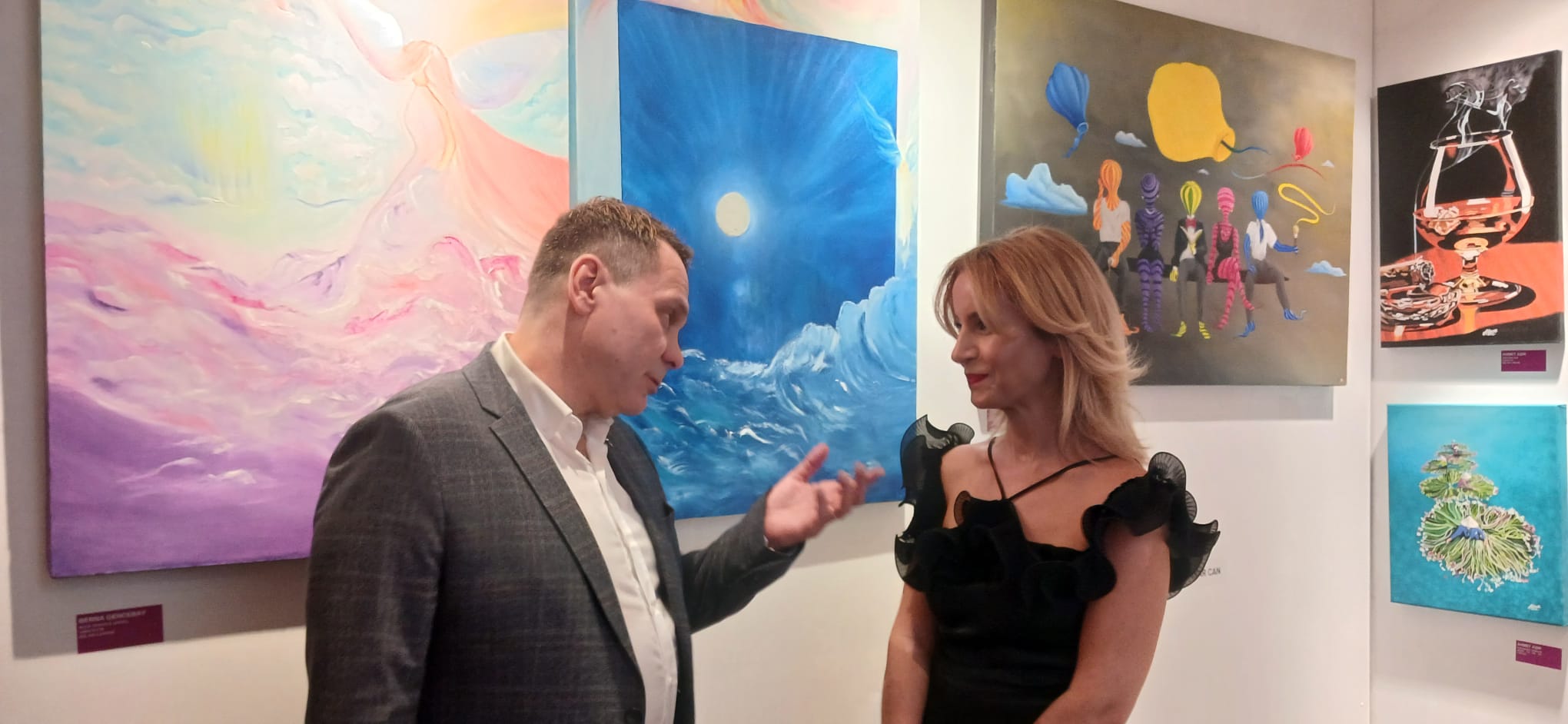 Sanat ve aşkın buluşma noktası: Gencebay çifti IAAF İstanbul Sanat ve Antika Fuarı’nda