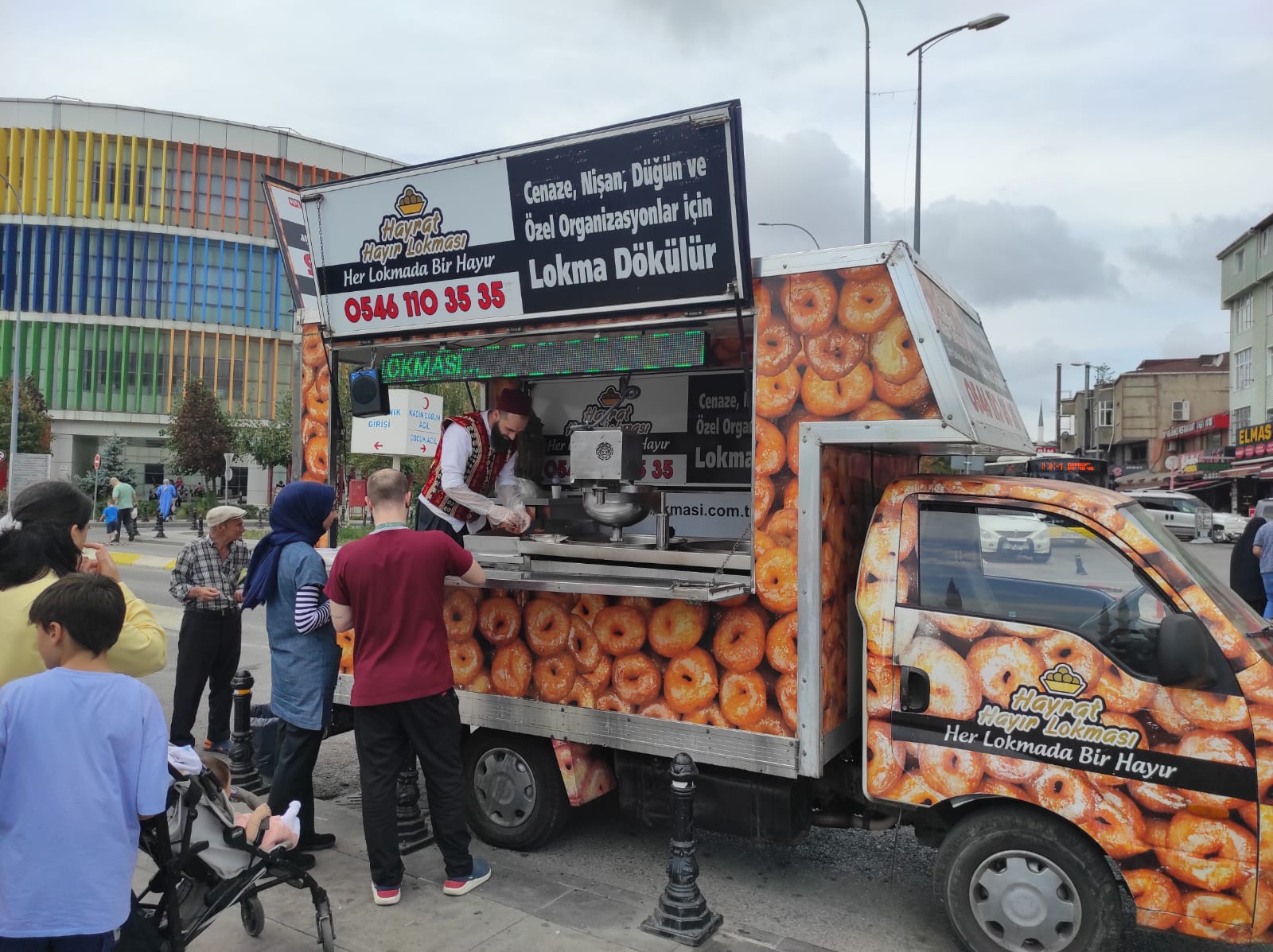 Lokmacı Hizmeti ile İstanbul’da Lokma Döktürme Kolaylığı