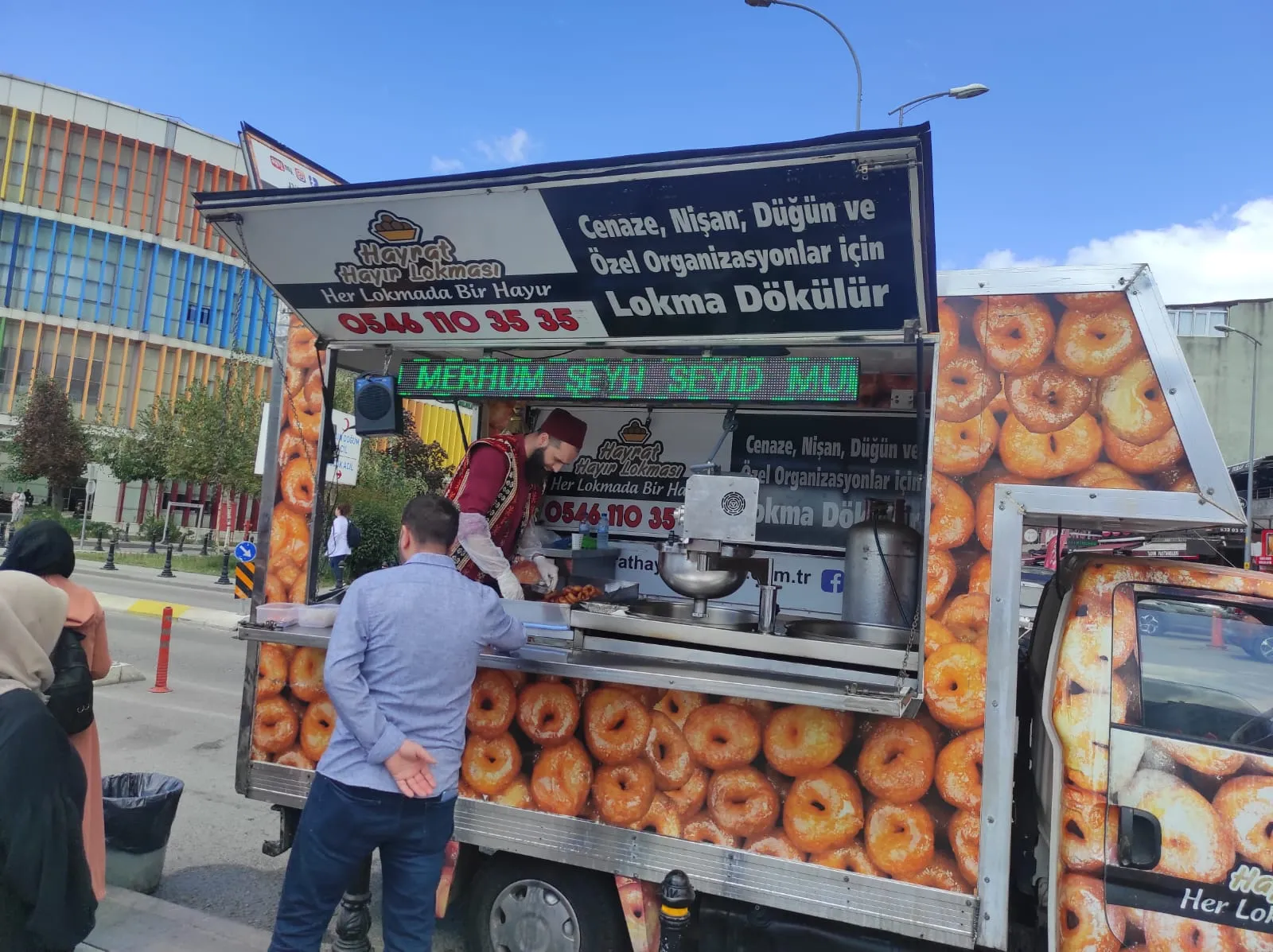 Hayır Lokması Nedir? Lokmacı Hizmeti Nasıl Alınır?