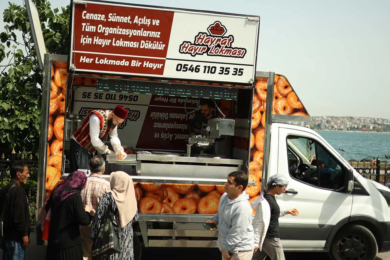 Mevlüt Yemeği Nedir? Mevlüt Pilavı Dağıtımında Planlama Neden Önemlidir?